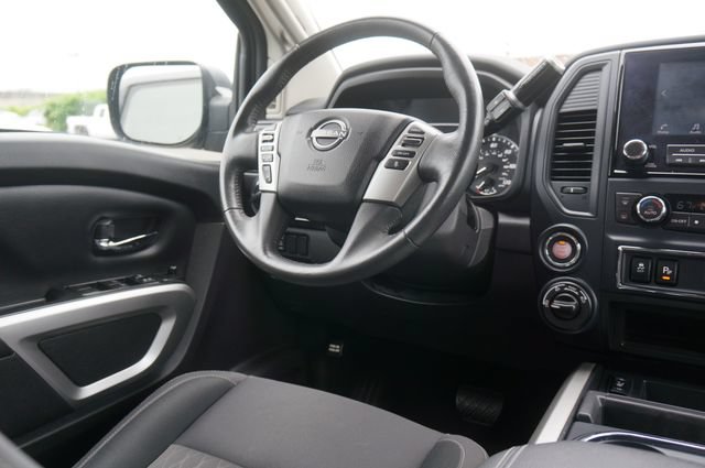 Certified 2024 Nissan Titan SV w/ SV Convenience Package AWD/4WD image 9