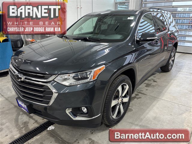 Used 2020 Chevrolet Traverse LT w/ LT Premium Package AWD/4WD image 1