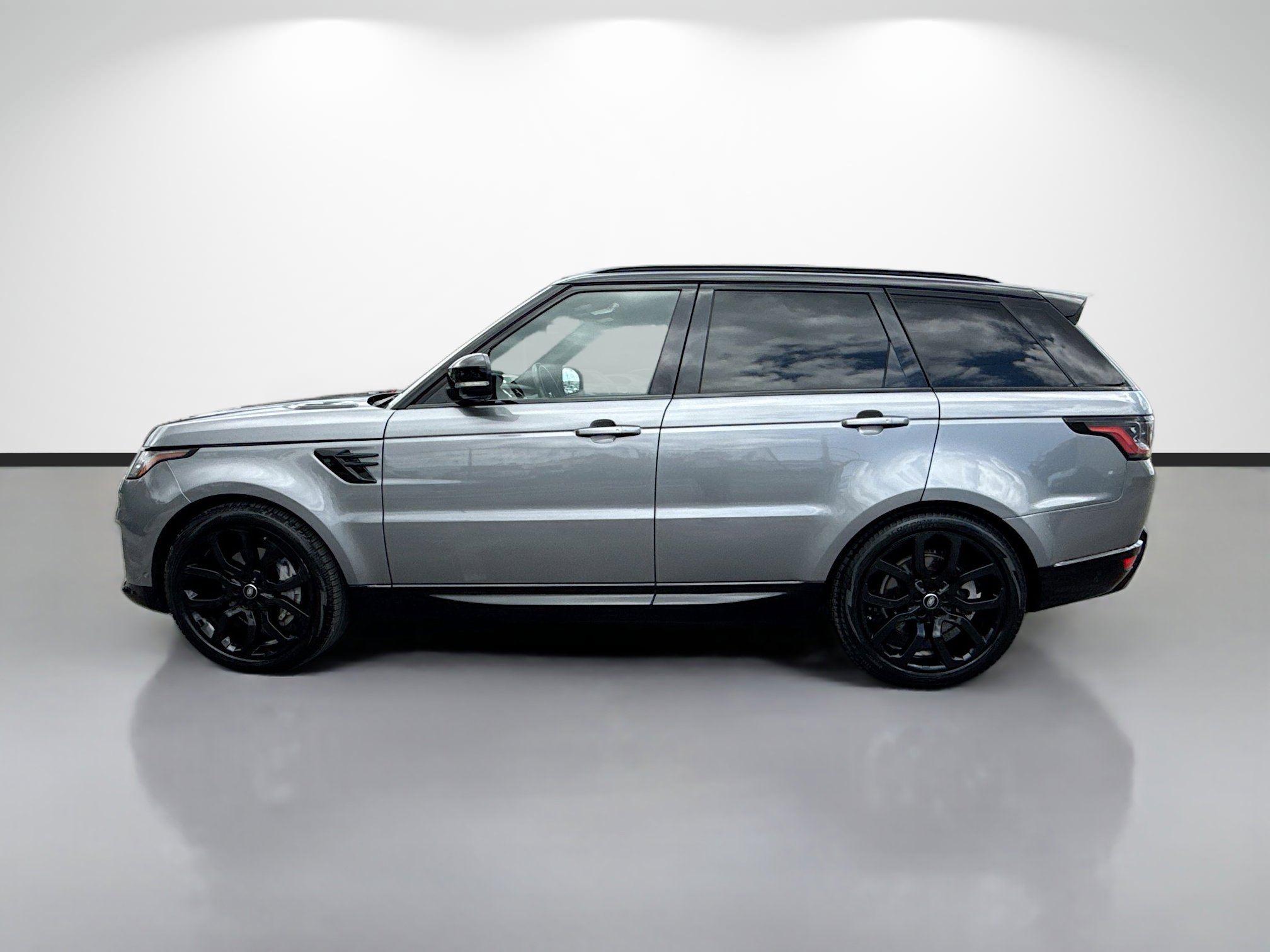 Used 2020 Land Rover Range Rover Sport HSE AWD/4WD image 6
