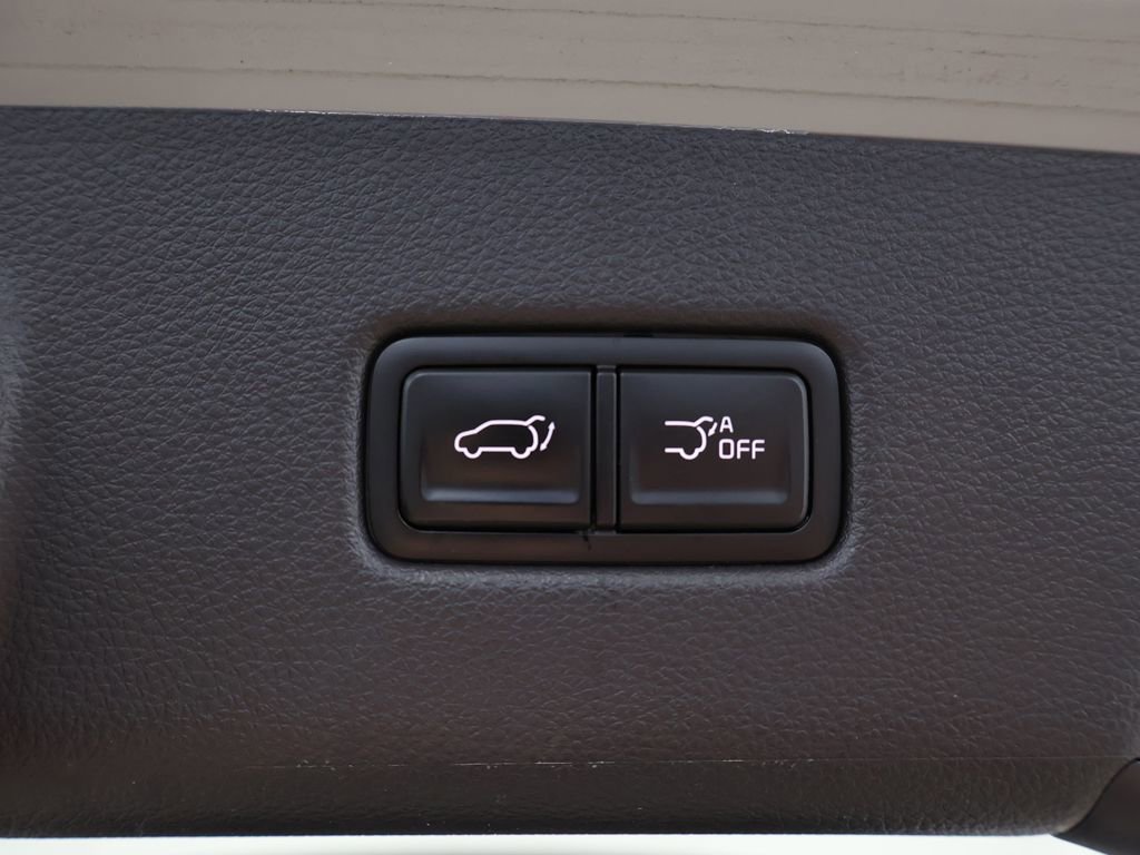 Used 2024 Kia Carnival SX Prestige FWD image 25