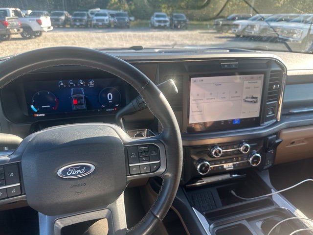 Used 2025 Ford F250 Lariat w/ Chrome Package AWD/4WD image 11