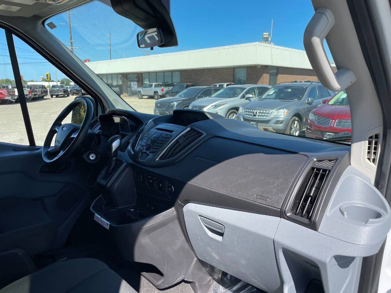 Used 2015 Ford Transit 150 XLT RWD image 20