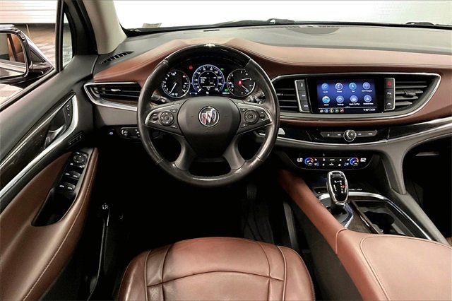 Used 2021 Buick Enclave Avenir image 5
