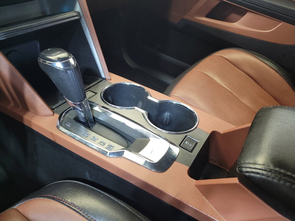 Used 2017 Chevrolet Equinox Premier w/ Enhanced Convenience Package image 26