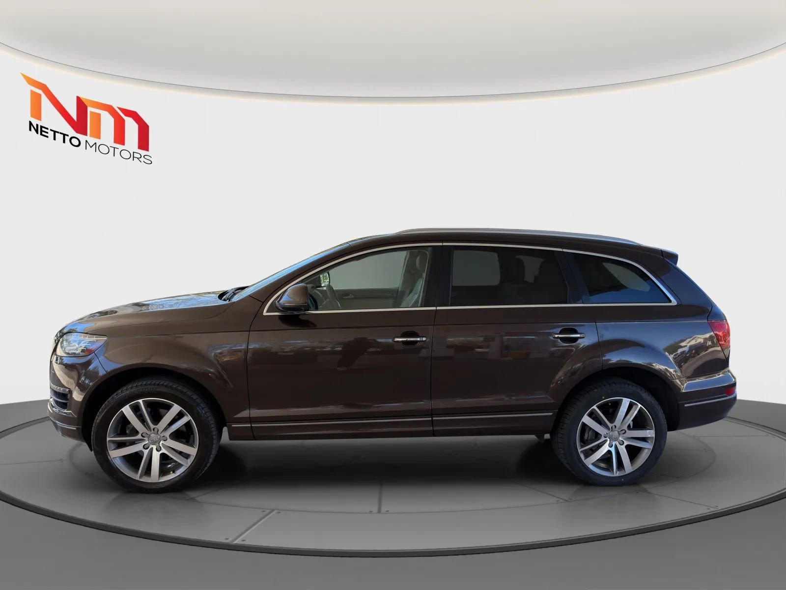 Used 2013 Audi Q7 3.0T Premium Plus w/ Premium Plus Pkg image 2