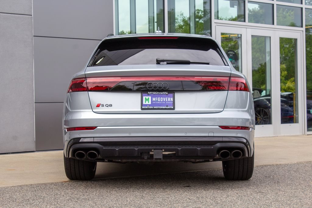 Used 2024 Audi SQ8 Premium Plus AWD/4WD image 9