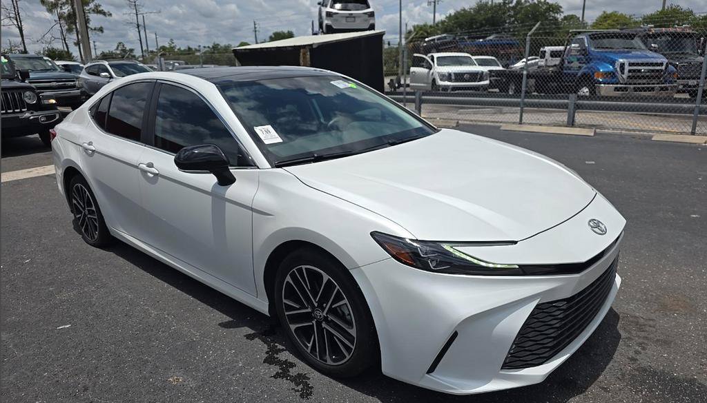 Used 2025 Toyota Camry XLE