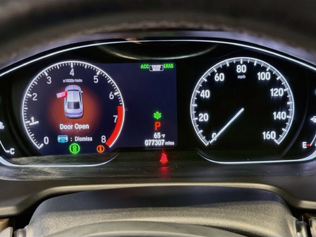 Used 2018 Honda Accord Touring image 14