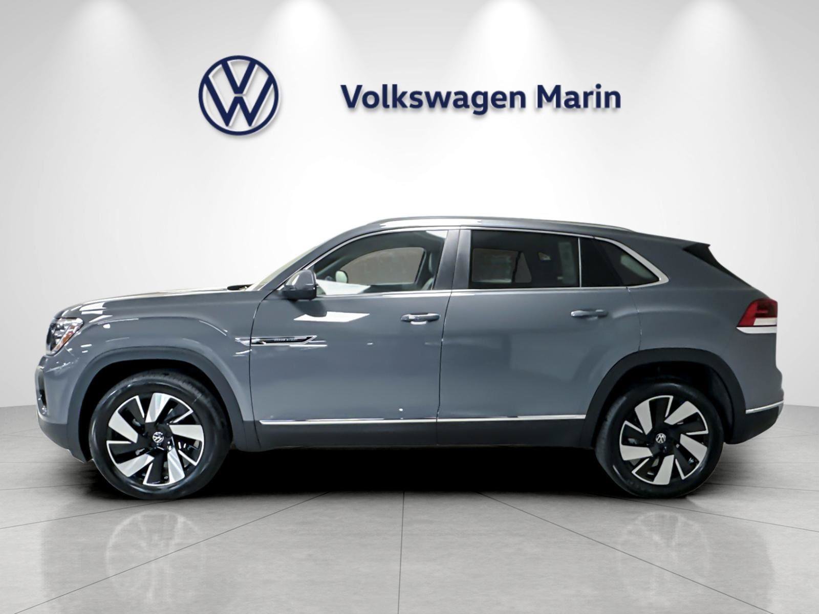 New 2026 Volkswagen Atlas Cross Sport SEL AWD/4WD image 2