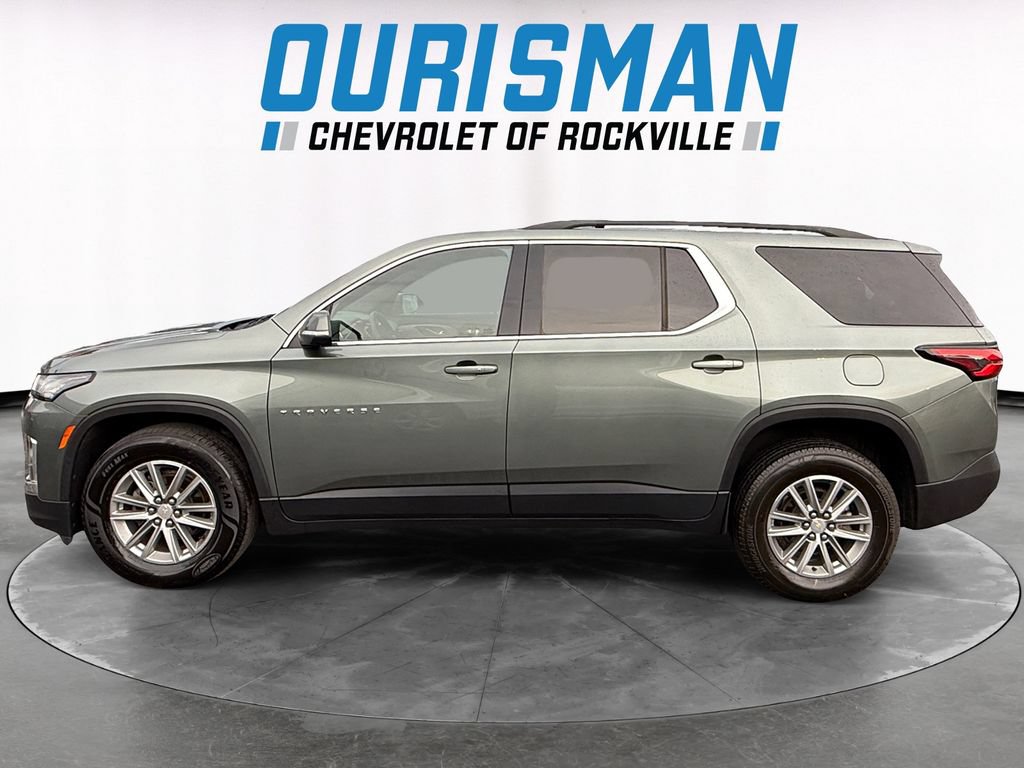 Used 2023 Chevrolet Traverse LT FWD image 3