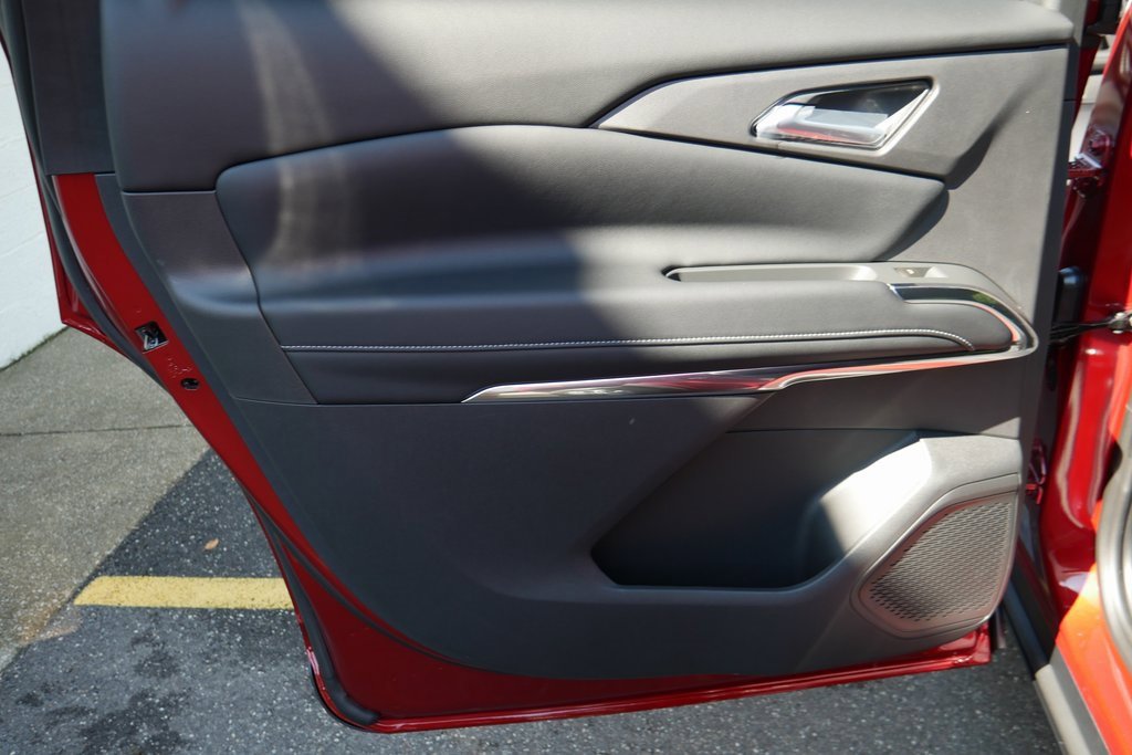 New 2026 Chevrolet Traverse LT w/ LPO, Floor Liner Package image 29