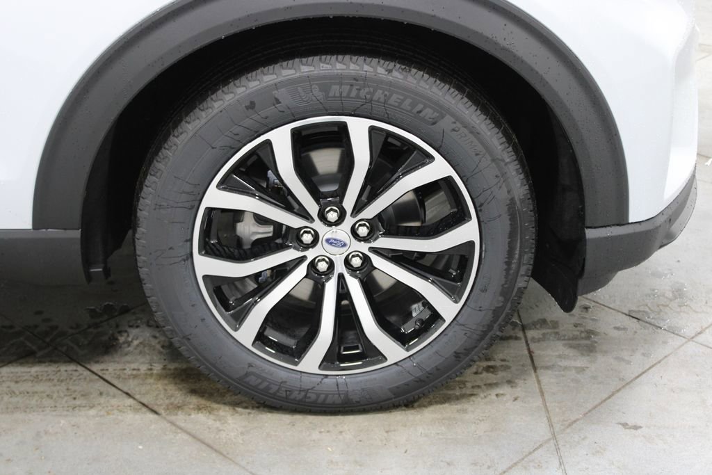 New 2026 Ford Explorer ST-Line RWD image 12