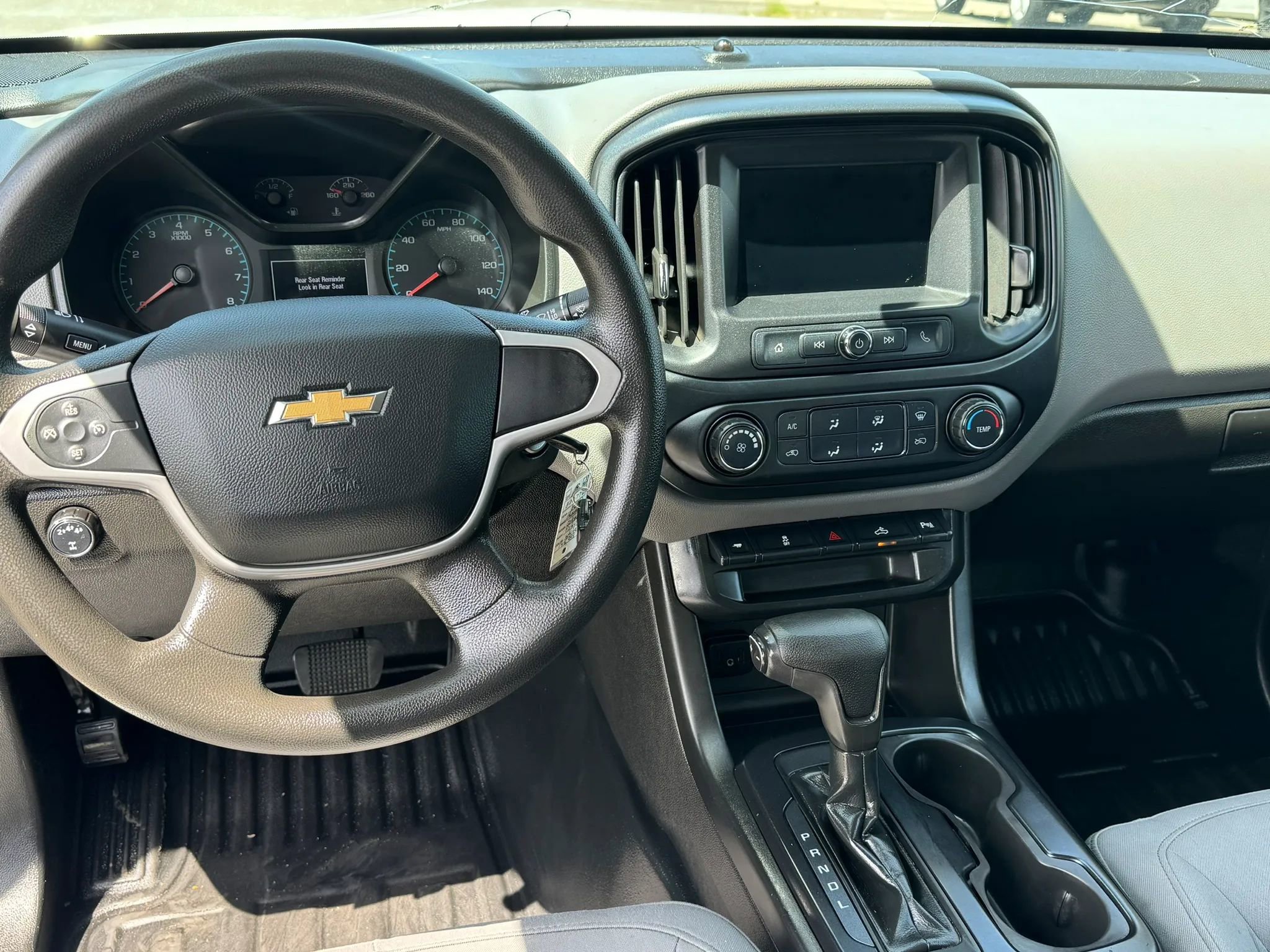 Used 2020 Chevrolet Colorado W/T w/ WT Convenience Package AWD/4WD image 12