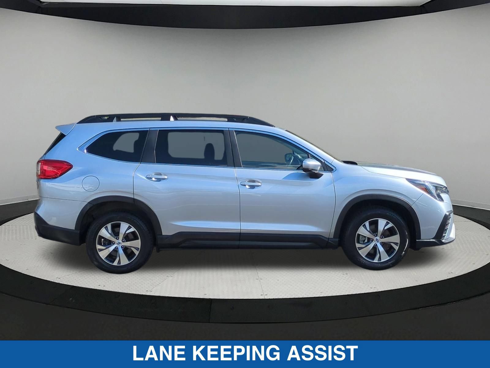 Certified 2024 Subaru Ascent Premium w/ Convenience Package AWD/4WD image 2