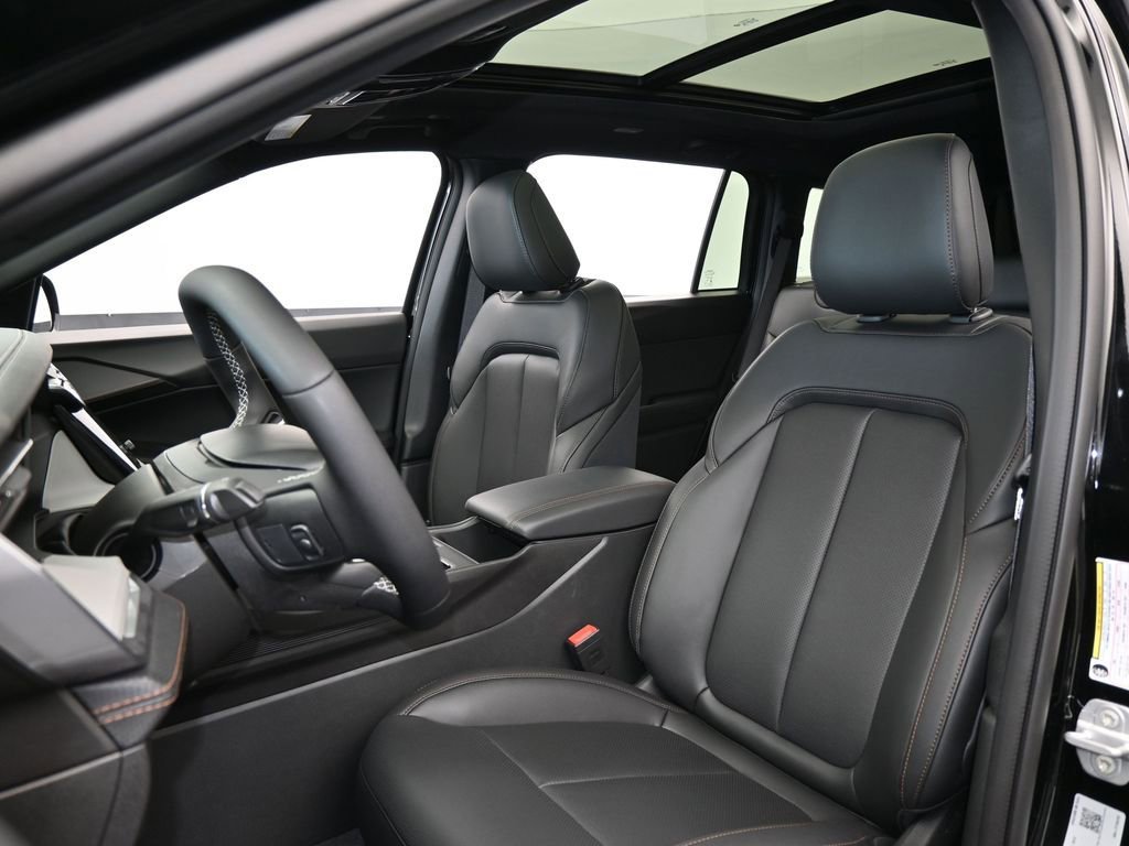 New 2026 Jeep Cherokee Limited image 10