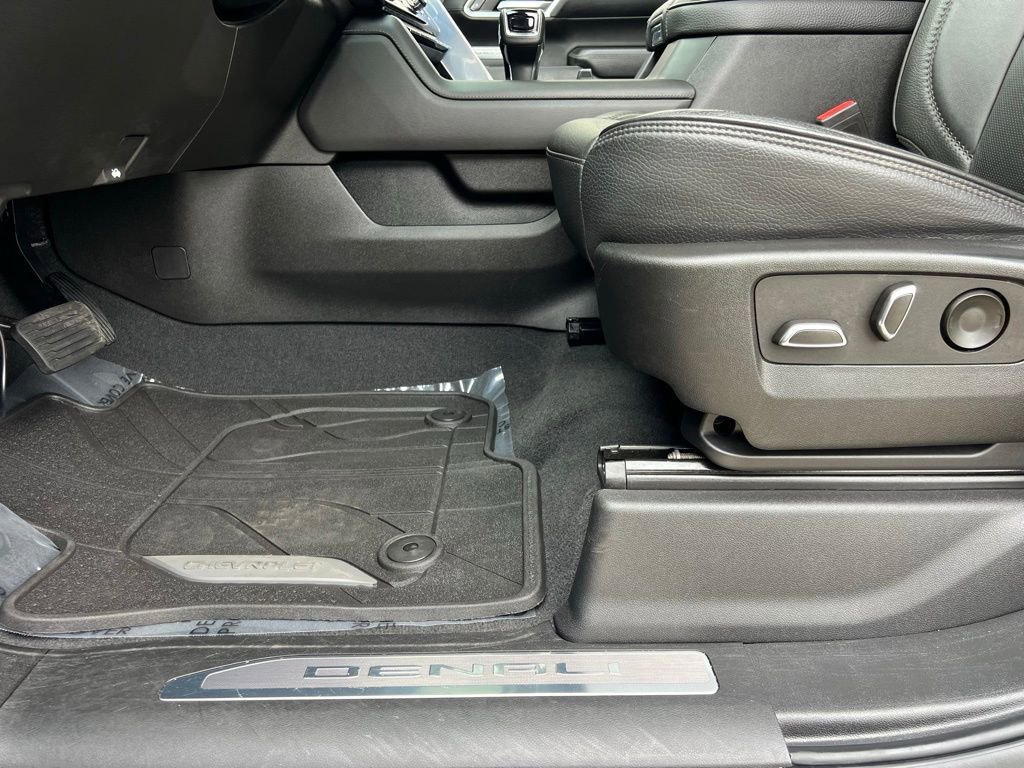 Used 2022 GMC Sierra 1500 Denali image 38