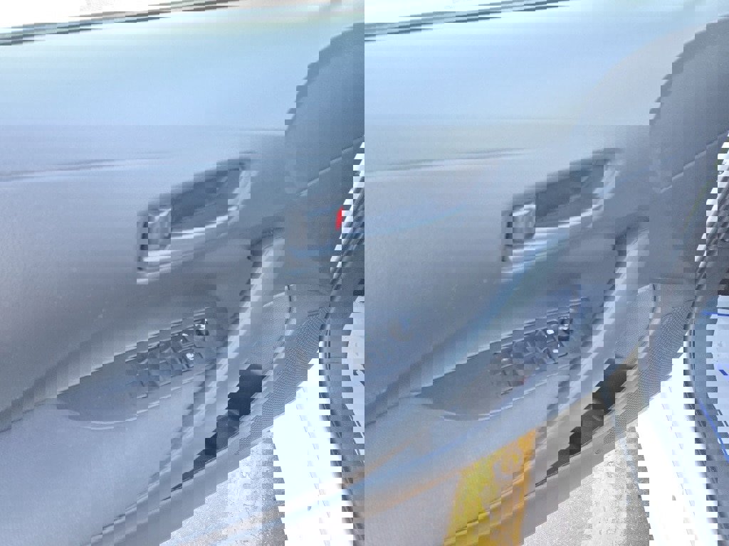 Certified 2023 Toyota Corolla LE image 15