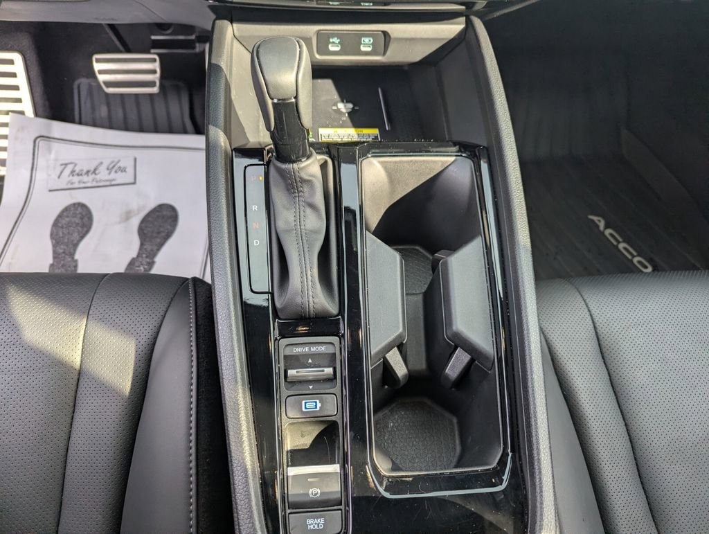 Used 2025 Honda Accord Sport image 25