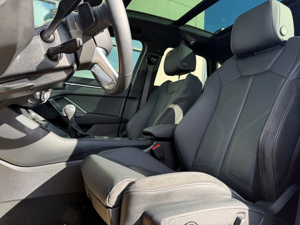 Used 2023 Audi Q3 2.0T Premium Plus image 12