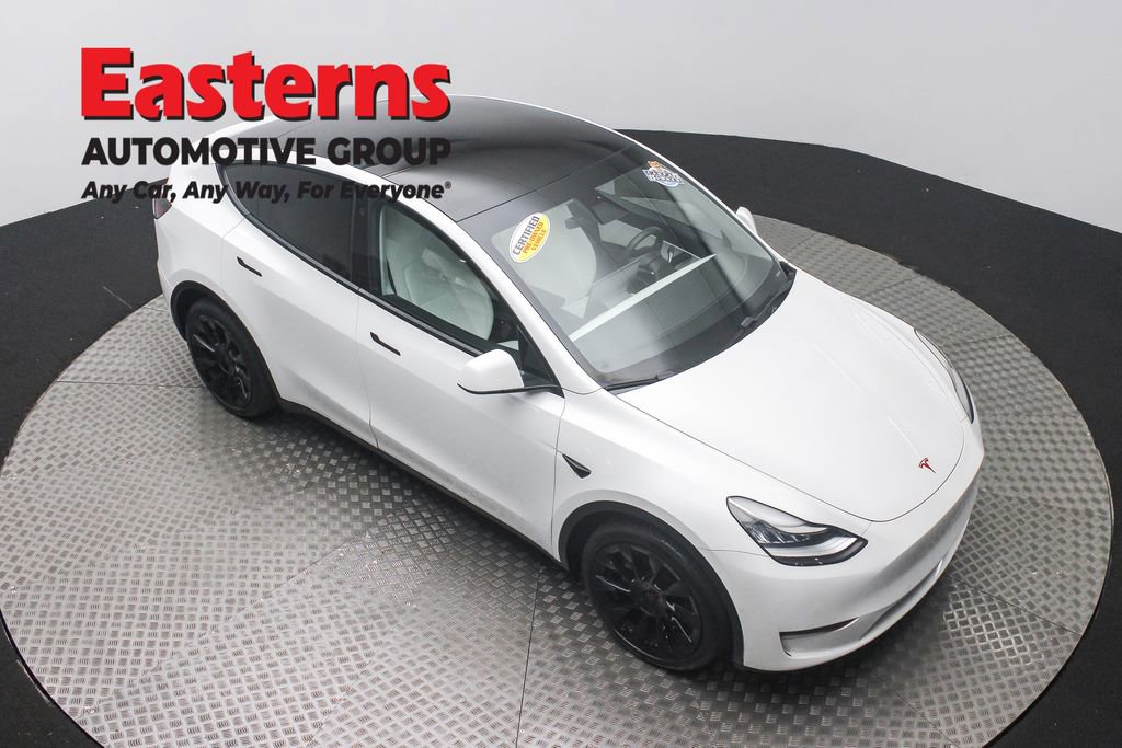 Used 2020 Tesla Model Y Long Range image 3