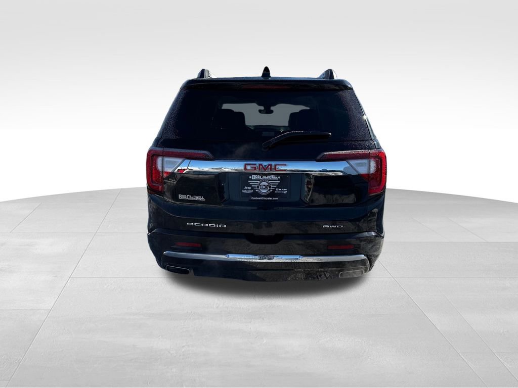 Used 2023 GMC Acadia Denali w/ Black Diamond Edition image 7