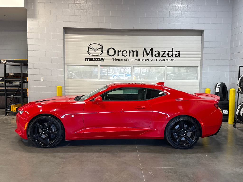 Used 2018 Chevrolet Camaro SS image 29