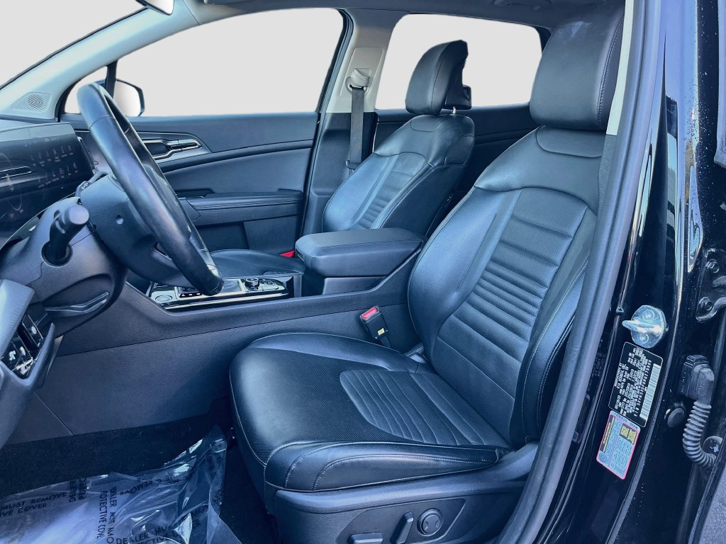 Certified 2024 Kia Sportage SX FWD image 16