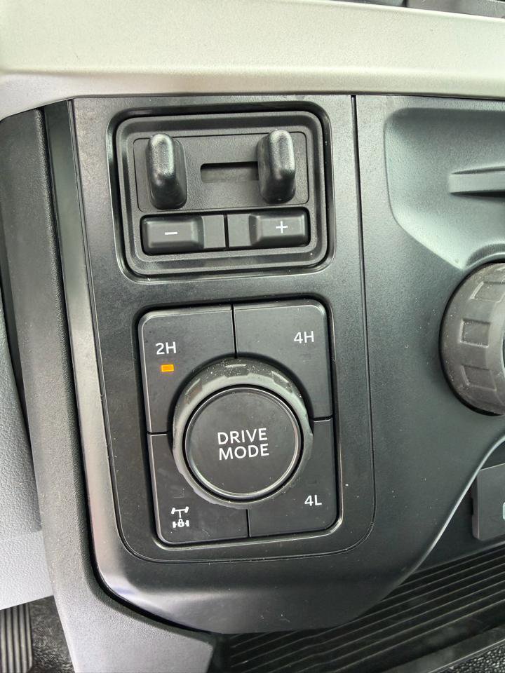 Used 2023 Ford F350 XL AWD/4WD image 13