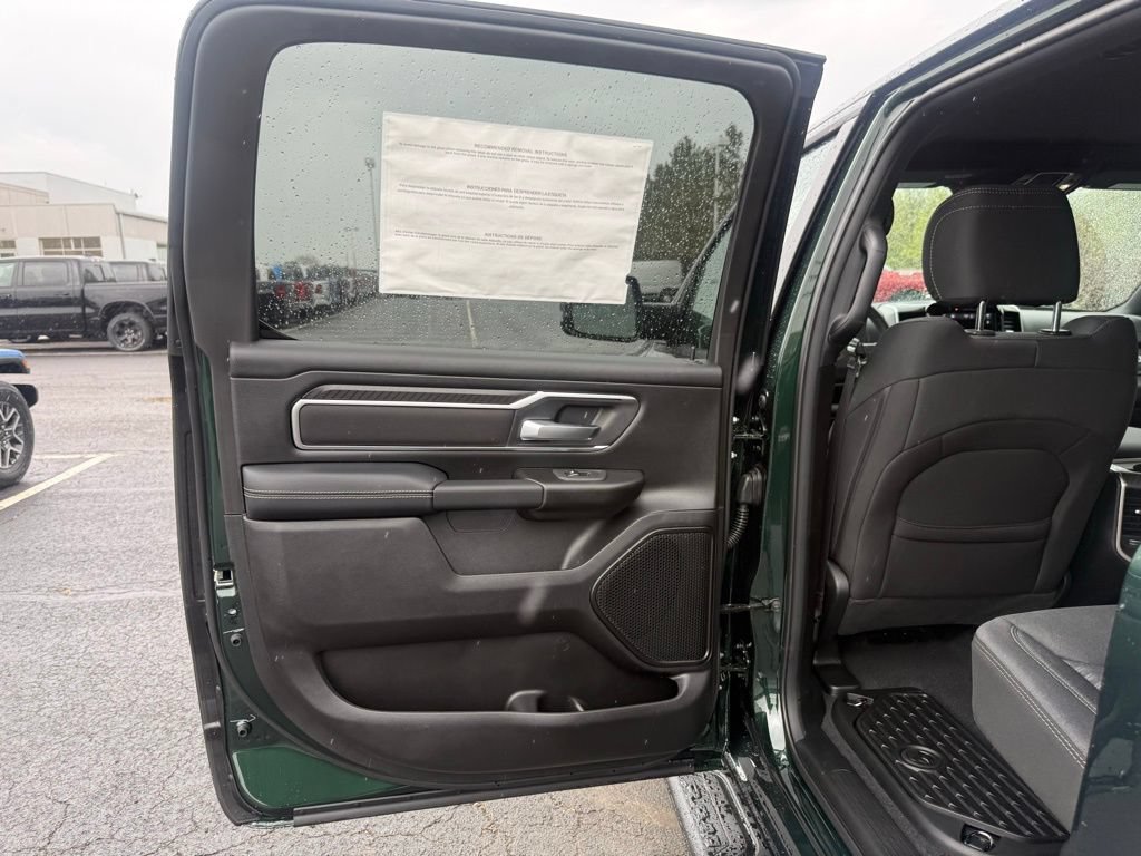 New 2026 RAM 1500 Big Horn AWD/4WD image 41