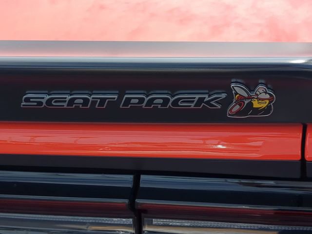 Used 2023 Dodge Challenger R/T Scat Pack RWD image 10