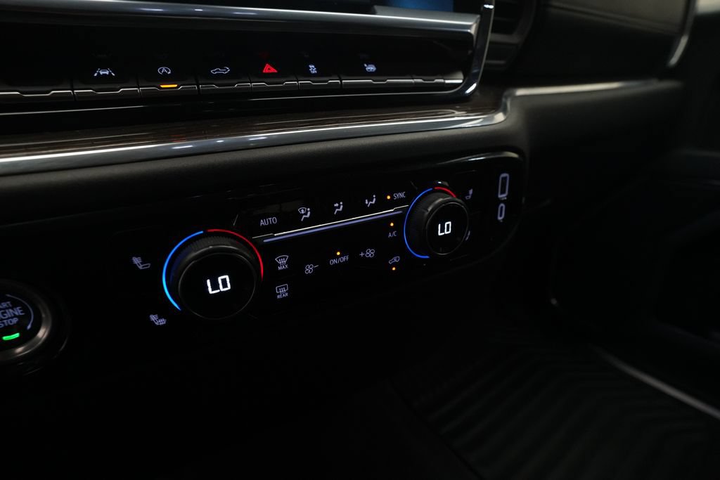 Used 2024 Chevrolet Silverado 1500 LT AWD/4WD image 19