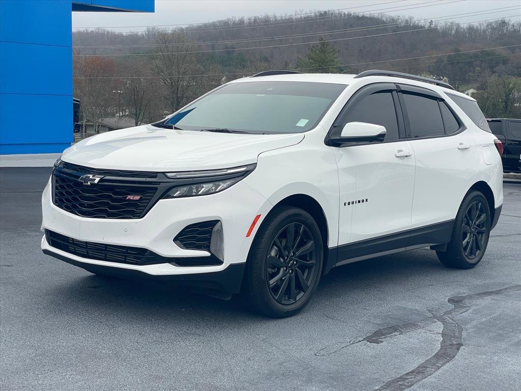 Used 2024 Chevrolet Equinox RS image 3
