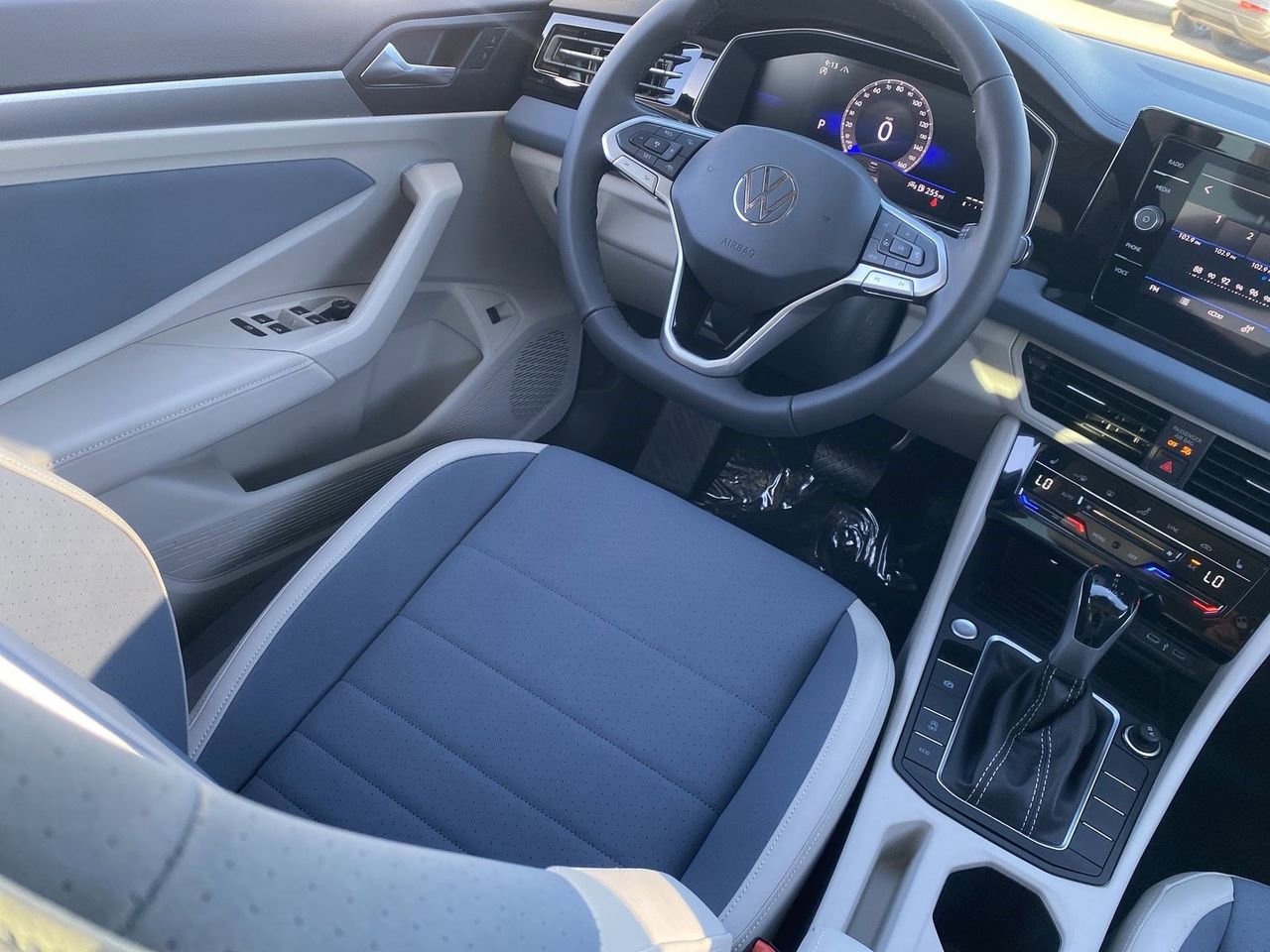 New 2026 Volkswagen Jetta SE image 10