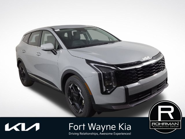 Certified 2026 Kia Sportage EX FWD image 4