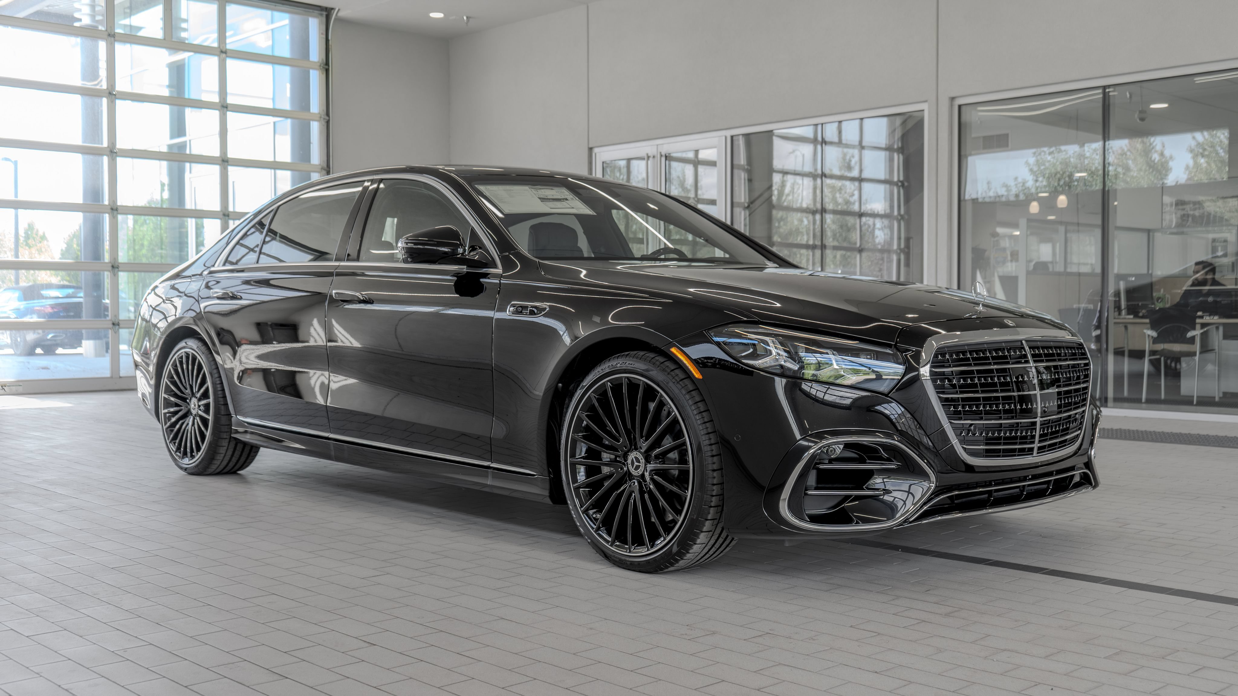 New 2027 Mercedes-Benz S 580 4MATIC Sedan image 12