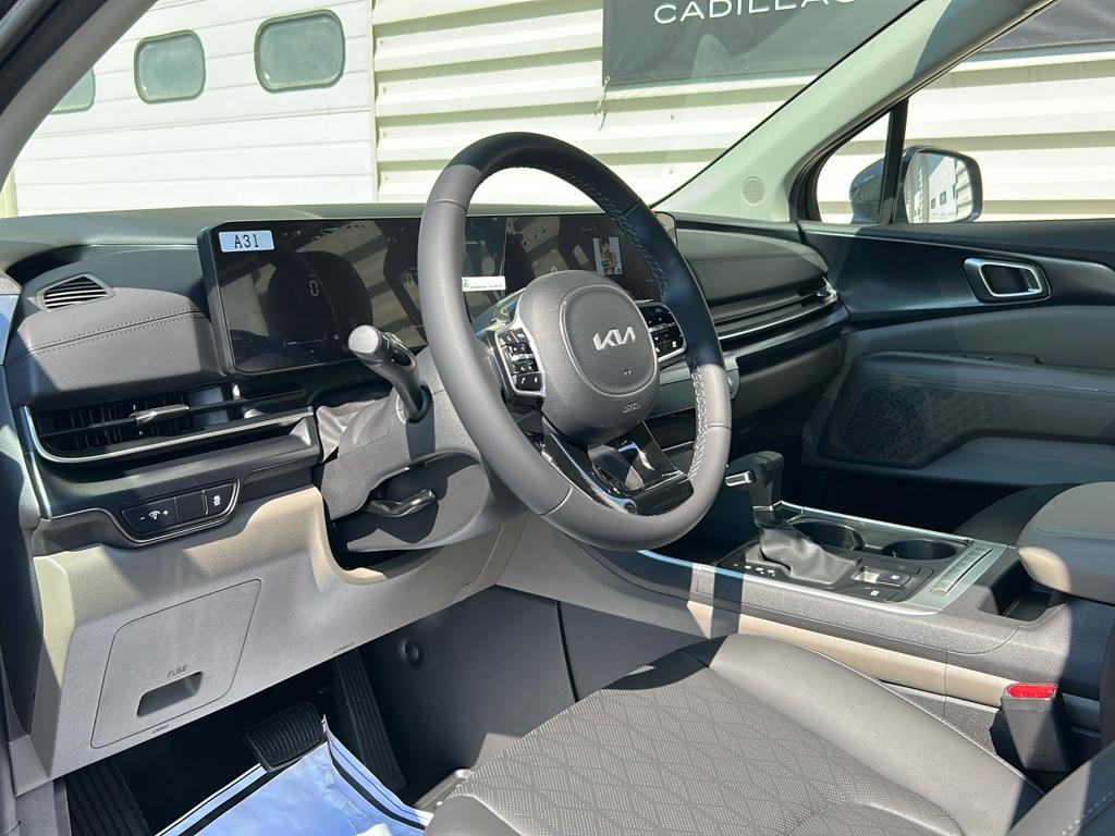 New 2026 Kia Carnival image 9