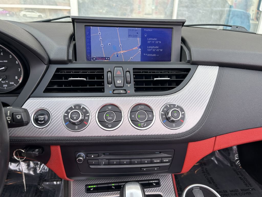 Used 2011 BMW Z4 sDrive30i w/ M Sport Pkg image 20