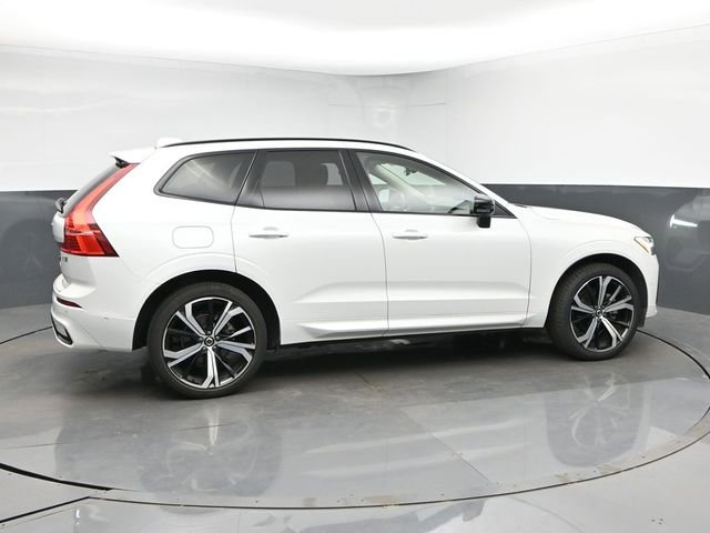 Used 2023 Volvo XC60 B5 Ultimate w/ Protection Package Premier AWD/4WD image 9