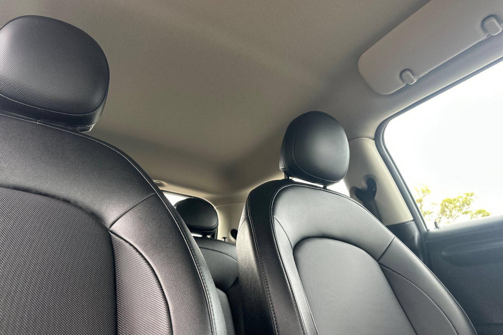 Used 2016 MINI Cooper 2-Door Hardtop FWD image 18
