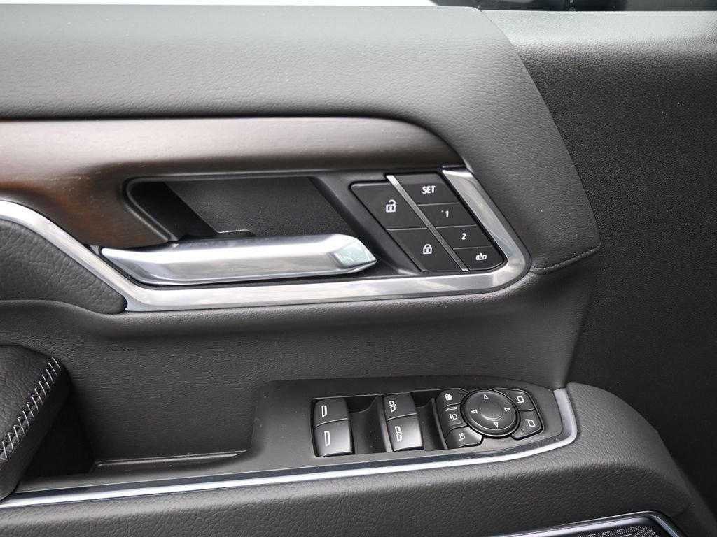 New 2026 GMC Sierra 3500 Denali w/ Denali Reserve Package image 11