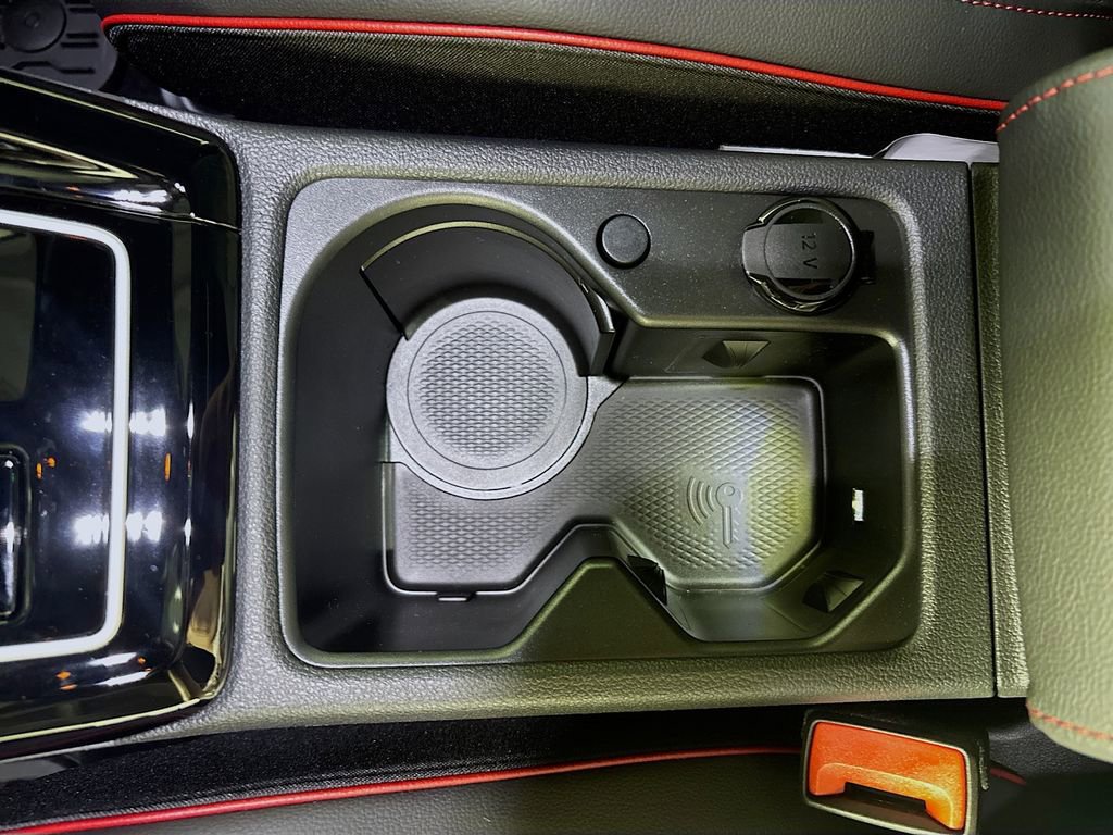 New 2025 Volkswagen GTI SE FWD image 15