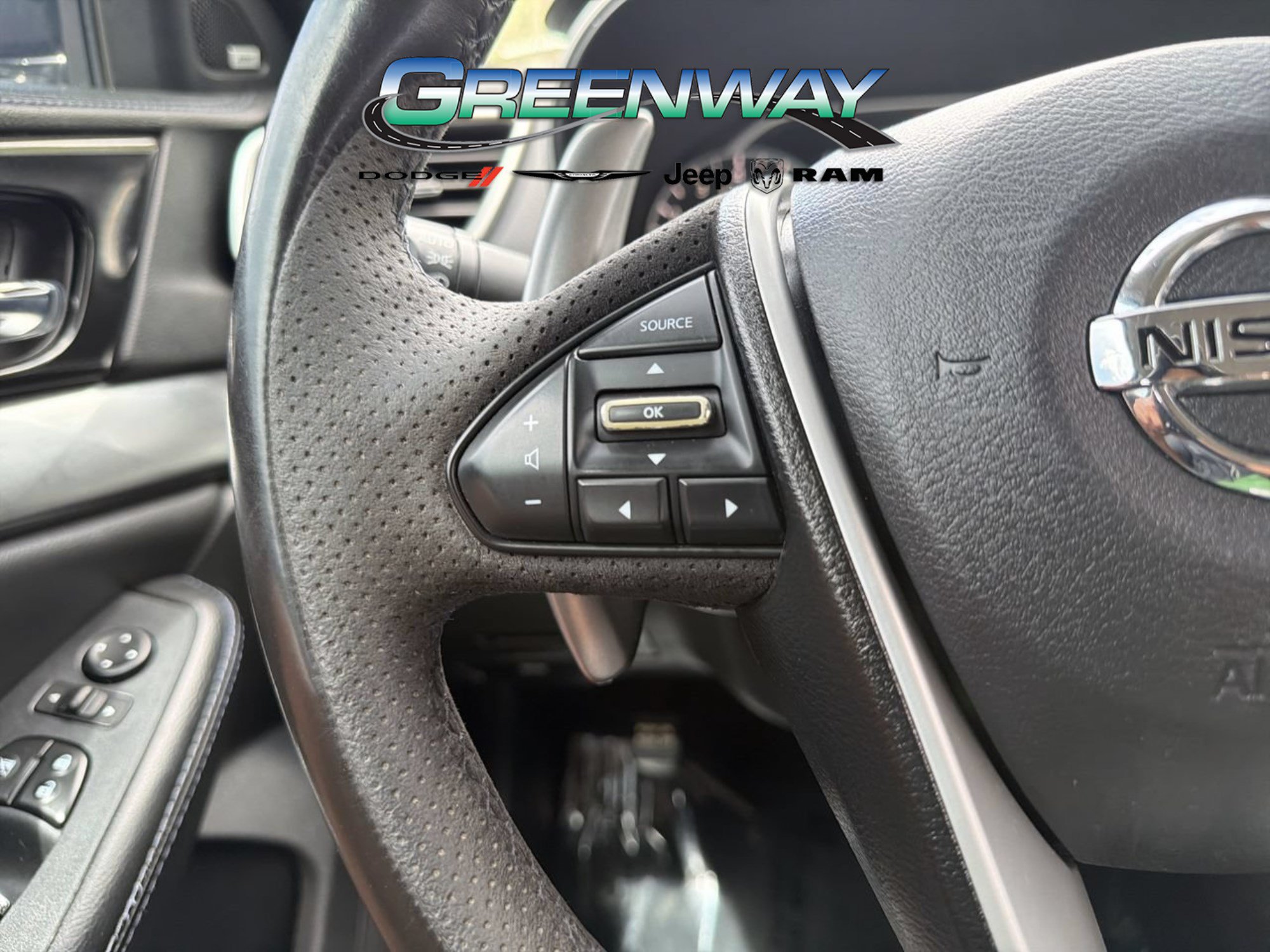 Used 2017 Nissan Maxima SR w/ Midnight Edition FWD image 24