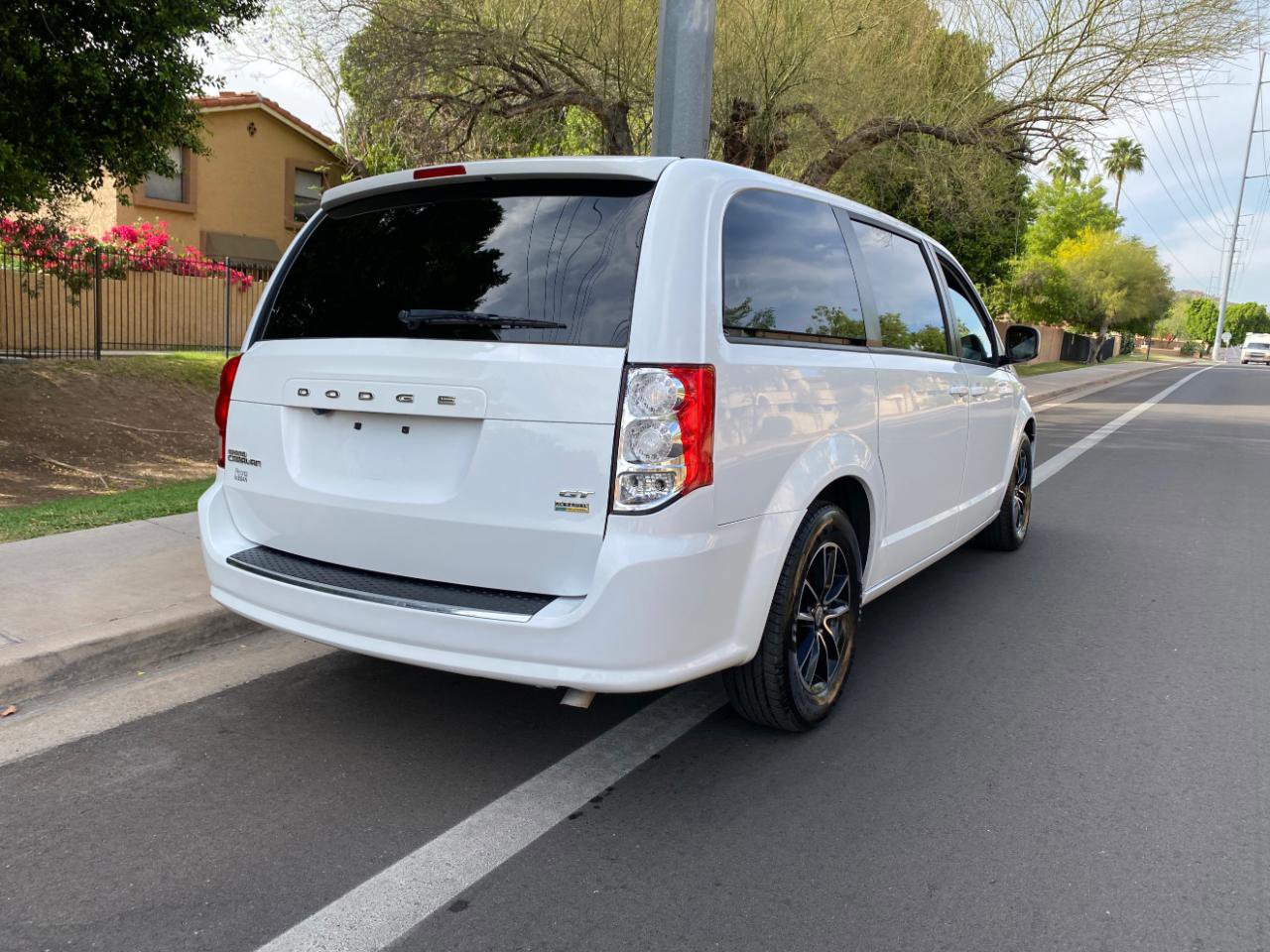 Used 2019 Dodge Grand Caravan GT FWD image 8