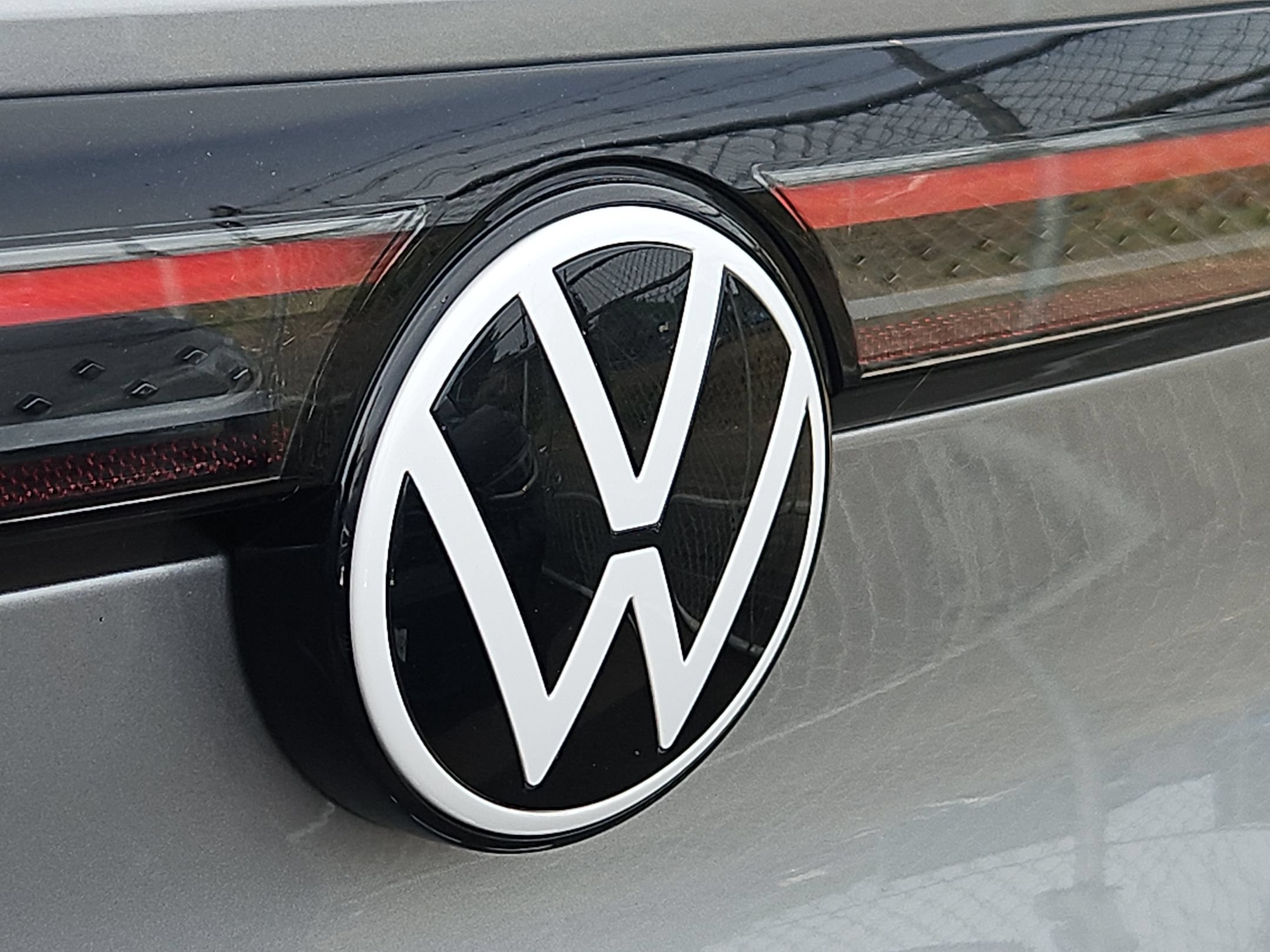 Used 2023 Volkswagen ID.4 Pro AWD/4WD image 26