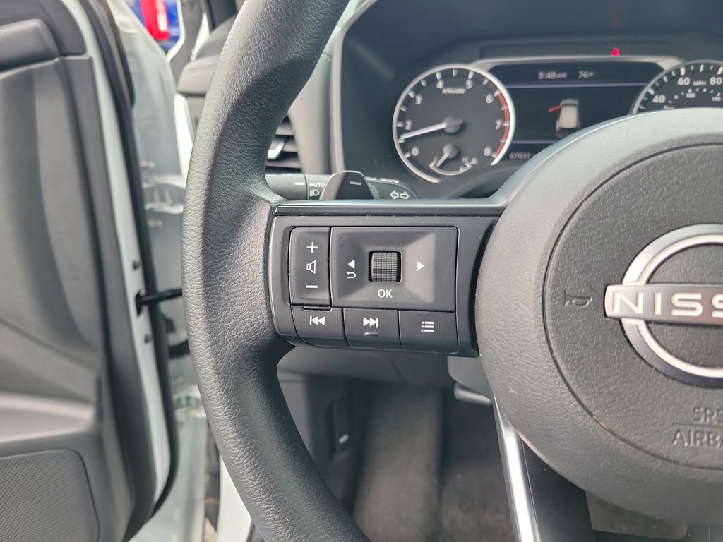 Used 2024 Nissan Rogue SV AWD/4WD image 17