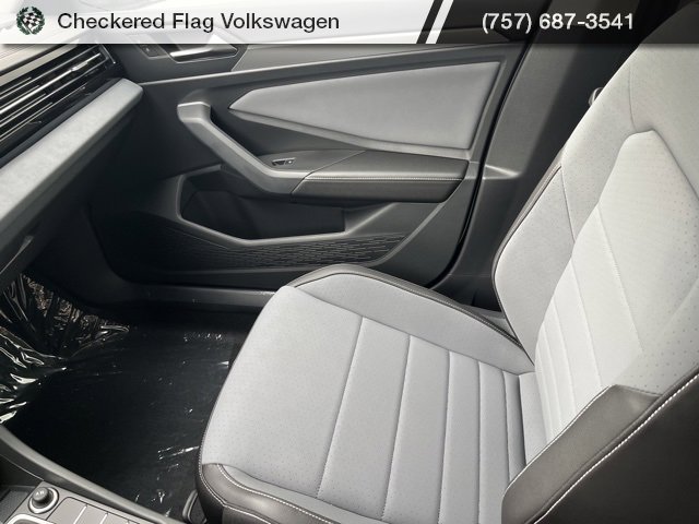 New 2026 Volkswagen Jetta SE image 45