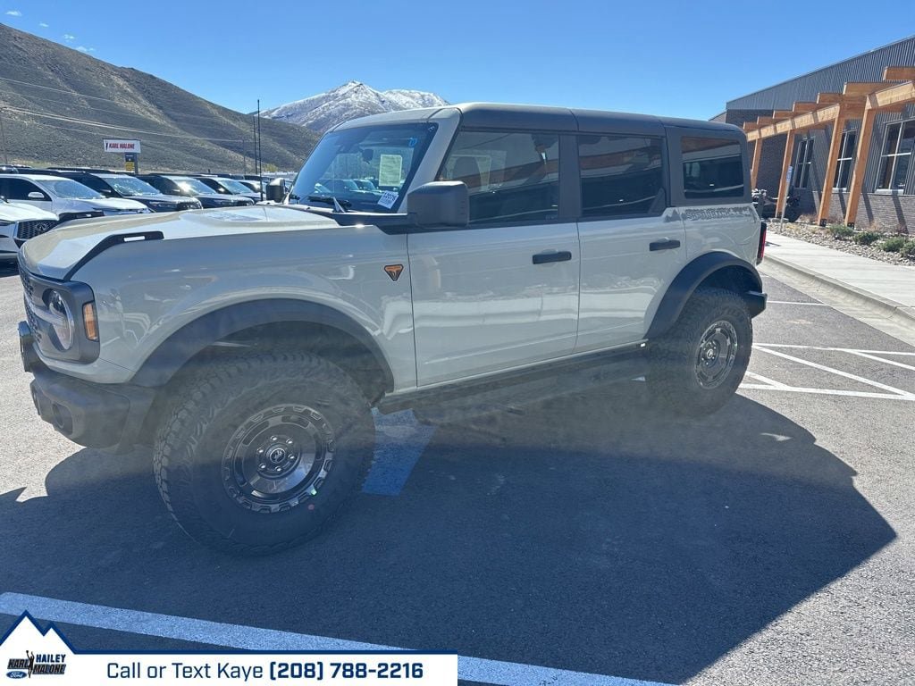 New 2025 Ford Bronco Badlands w/ Sasquatch Package AWD/4WD image 35