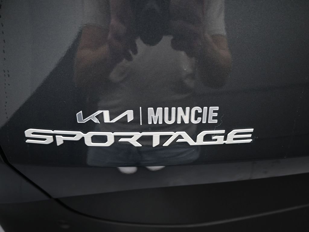 New 2026 Kia Sportage EX image 10