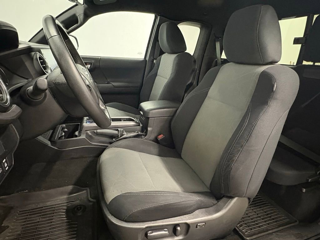 Used 2021 Toyota Tacoma TRD Sport image 14