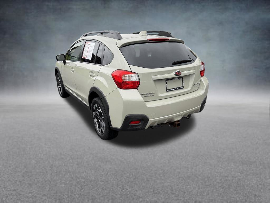Used 2016 Subaru Crosstrek 2.0i Limited AWD/4WD image 3
